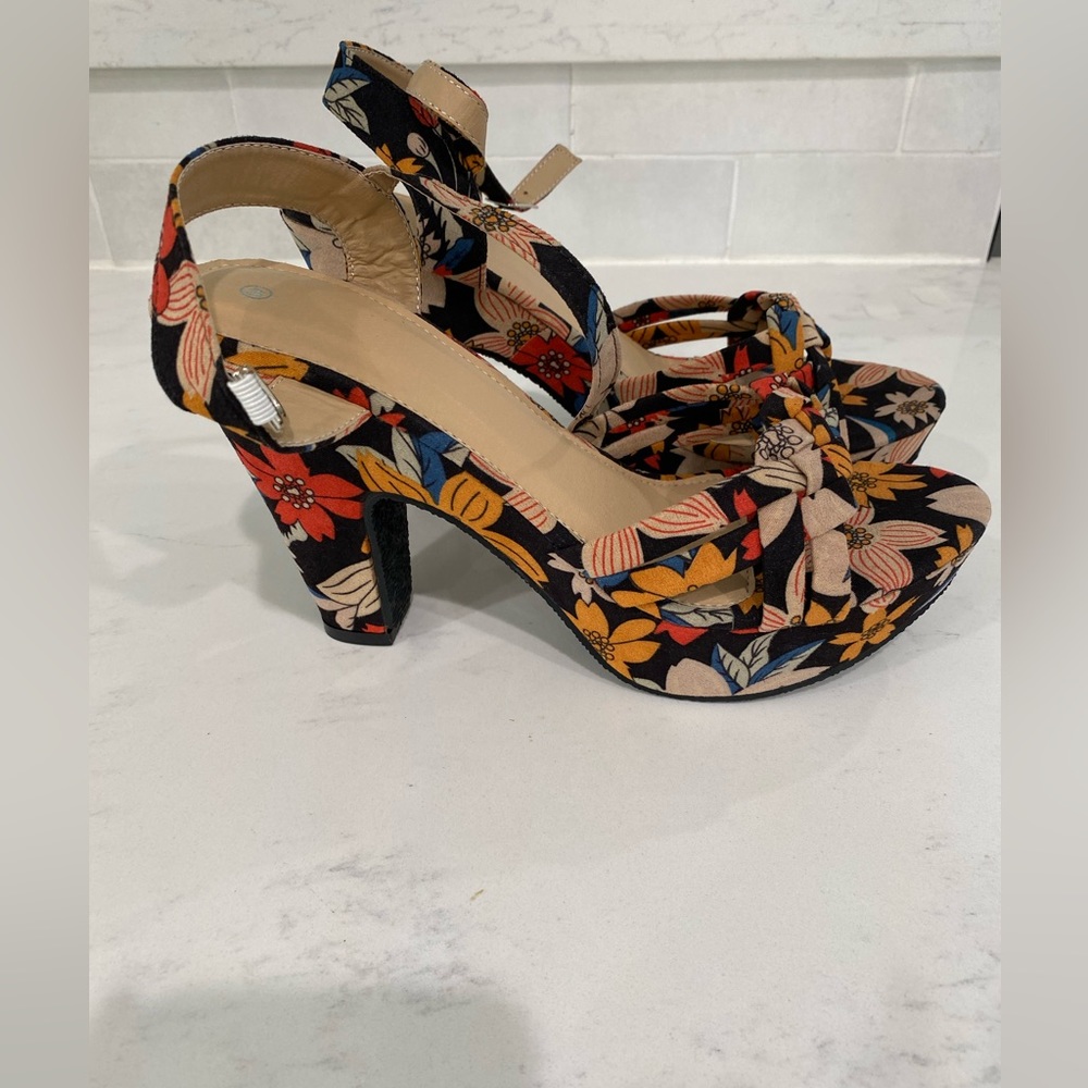 Chunky platform shoes